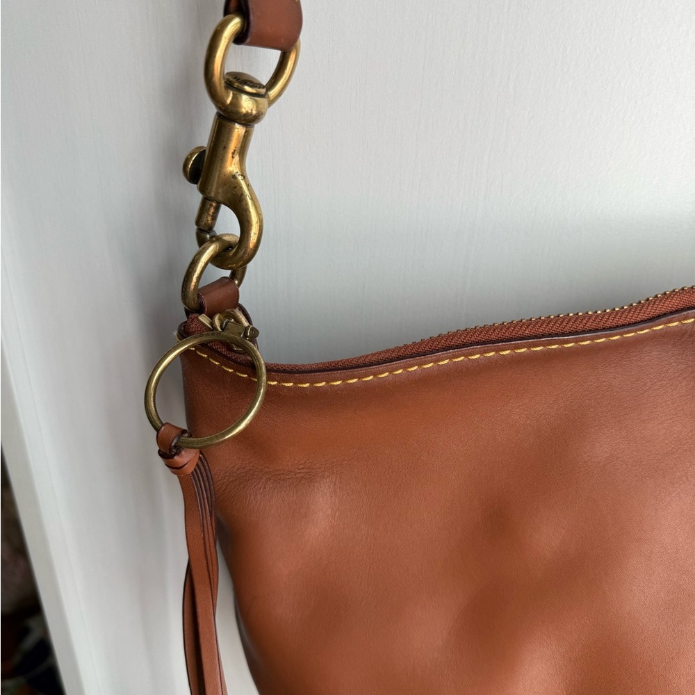 Coach 1941 Duffle 20 Saddle Leather with Brass Hardware EUC - Picture 3 of 8